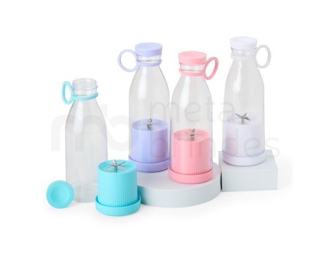 Mini liquidificador porttil com capacidade de 380ml